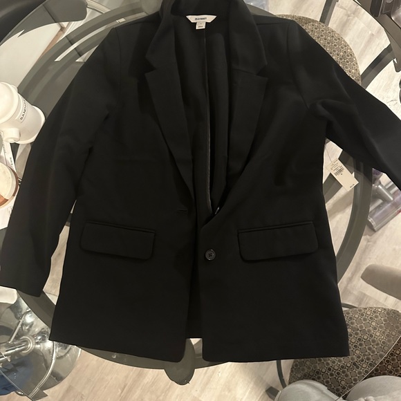 Closet clean aritzia, lululemon, old navy - Picture 6 of 10